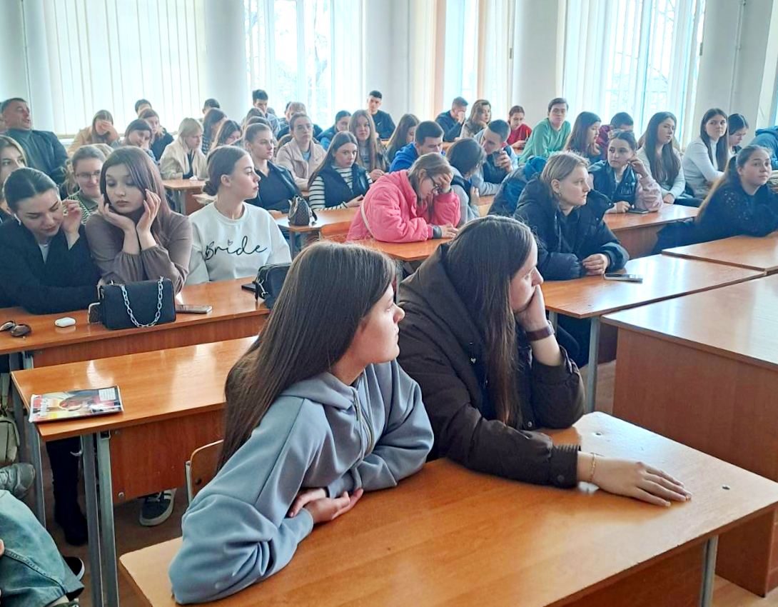 Зацікавлені абітурієнти Володимирського педагогічного фахового коледжу ім. А. Ю. Кримського